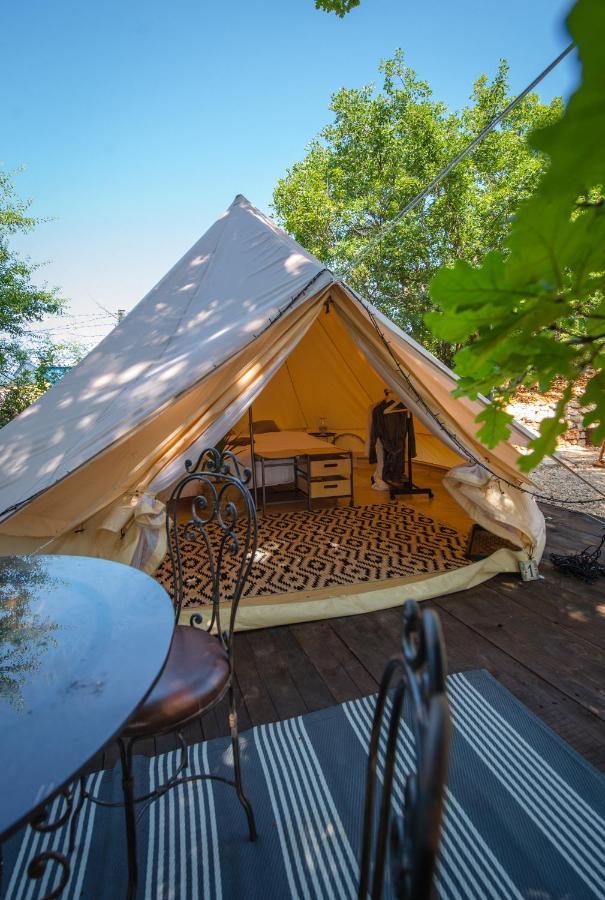 Rock Oak Camping 2 伊莫茨基 外观 照片